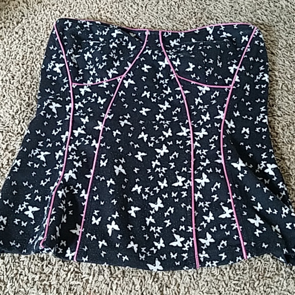 Tops - Picture 3 of 4